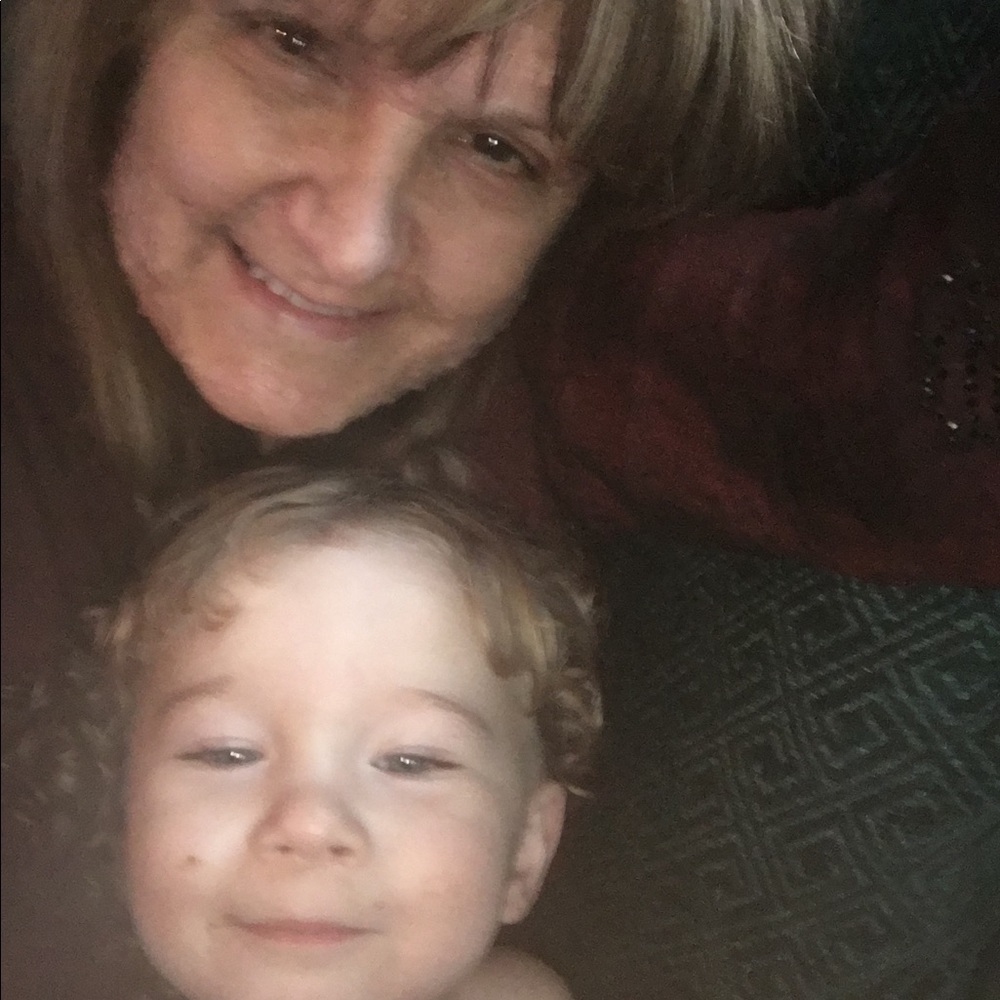 Meet your Posher, Sharon